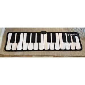 LIFE SIZE Keyboard Play Mat, Walking Piano Mat BIG foot Click N' Play